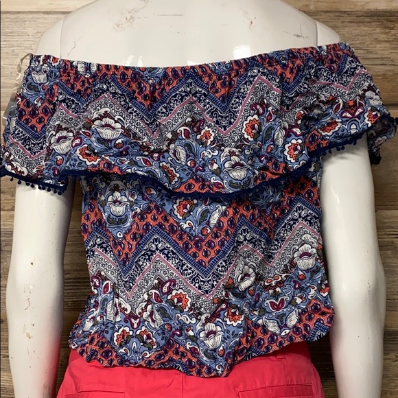 Bongo Juniors Off the Shoulder Flounce Top NWT - Picture 2 of 2